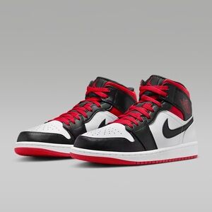 ♠️ NWB Nike Air Jordan 1 Mid Black / White / Red Authentic